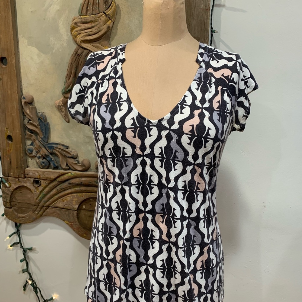 Cute Anthropologie T-shirt